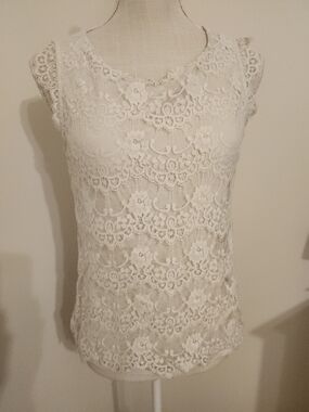 New York & Company White Lace Sleeveless Camisole